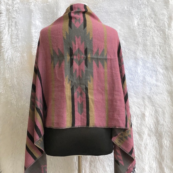 CG Aztec Versatile Scarf - Picture 5 of 9